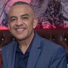 Oscar Saenz De Leon